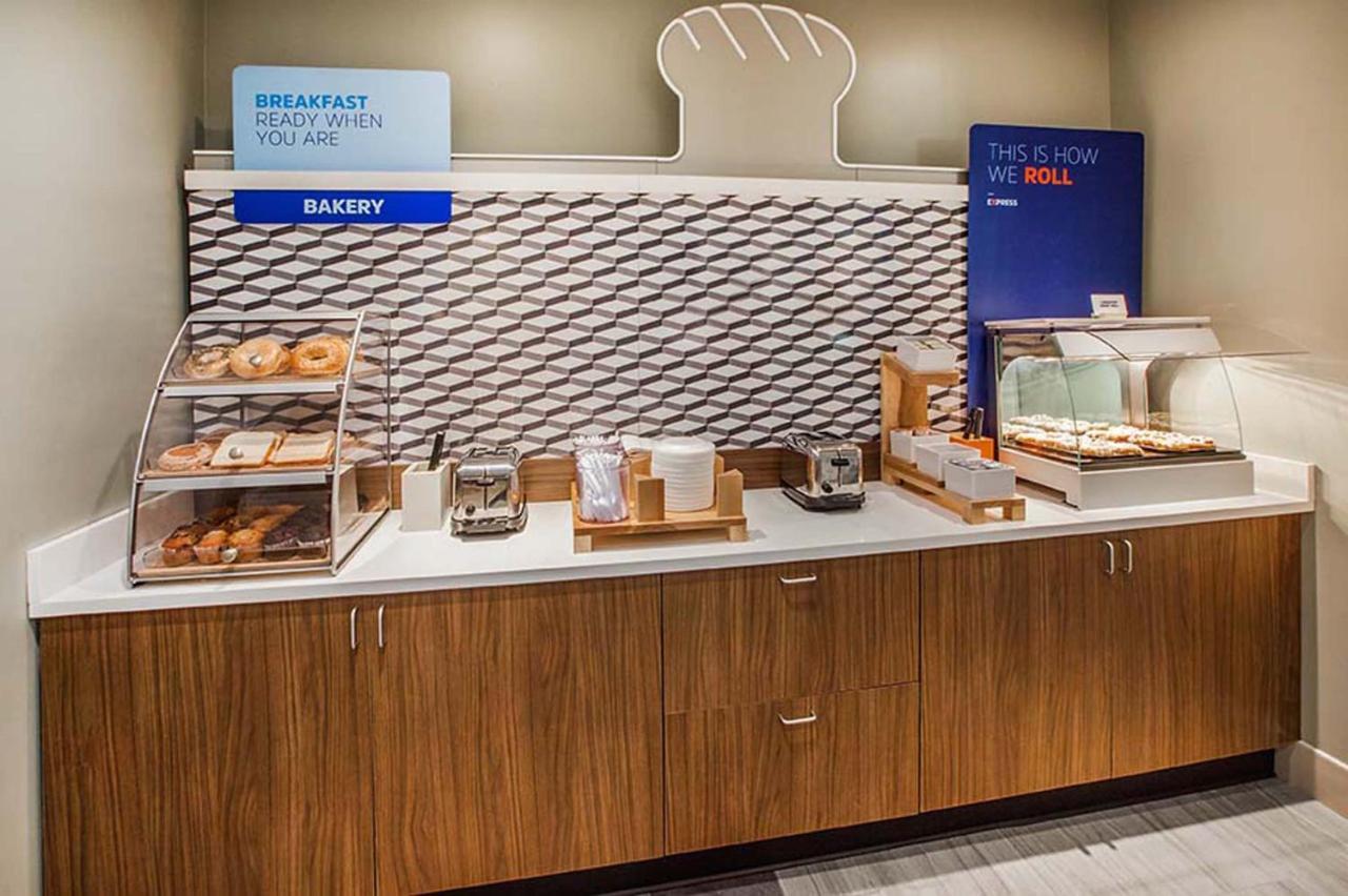 Holiday Inn Express & Suites Lincoln City By Ihg Eksteriør bilde