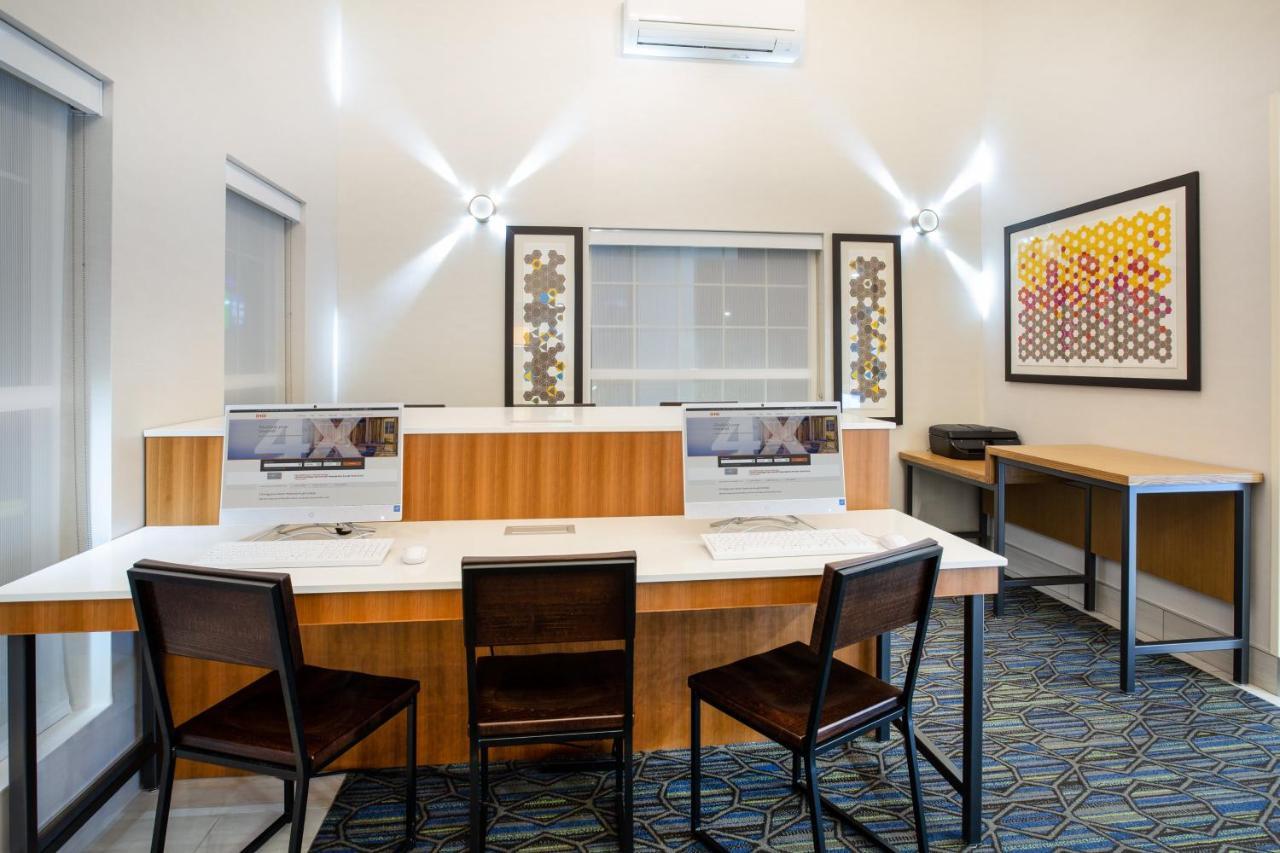 Holiday Inn Express & Suites Lincoln City By Ihg Eksteriør bilde