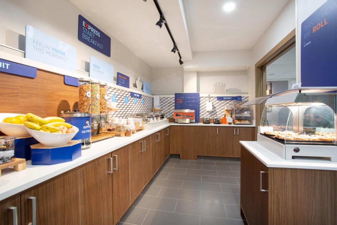 Holiday Inn Express & Suites Lincoln City By Ihg Eksteriør bilde