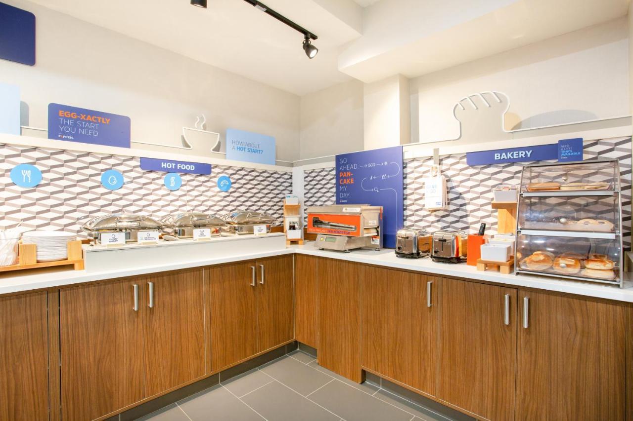 Holiday Inn Express & Suites Lincoln City By Ihg Eksteriør bilde